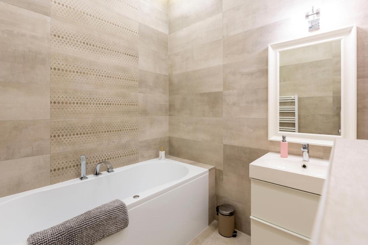 Luxury 3Bedrm 2Bathrm Apartment With Danube River View Budapest Kültér fotó