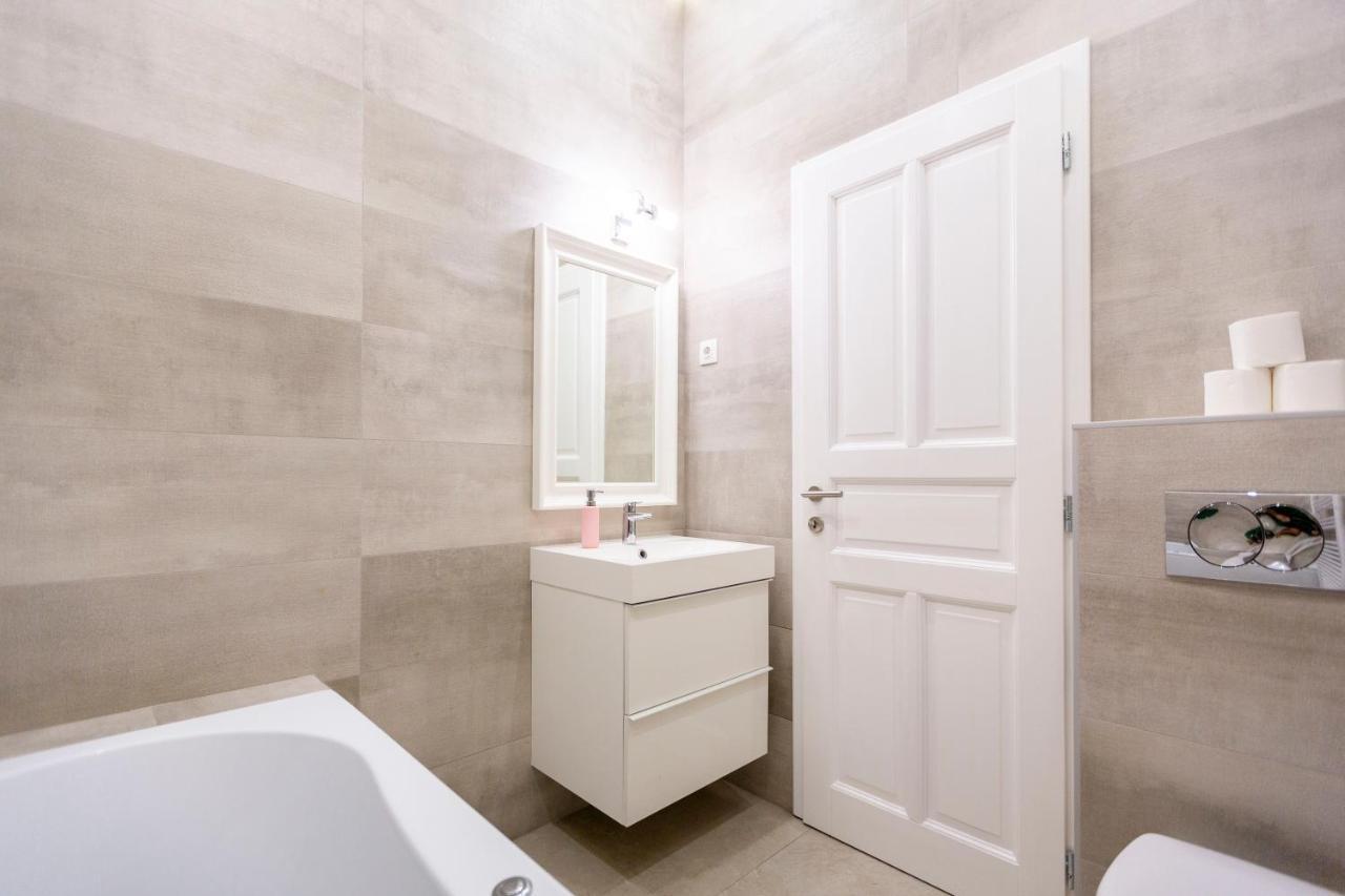Luxury 3Bedrm 2Bathrm Apartment With Danube River View Budapest Kültér fotó