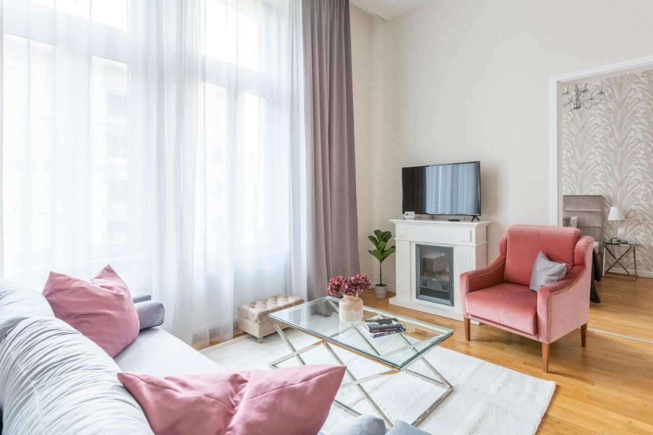 Luxury 3Bedrm 2Bathrm Apartment With Danube River View Budapest Kültér fotó